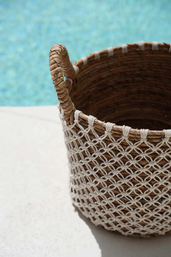 The Crossed Stitched Macrame Basket - Medium